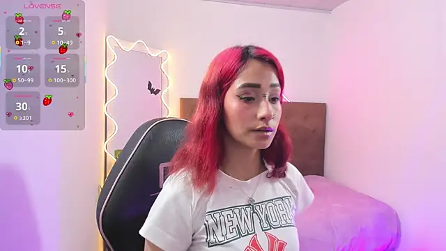 palmerfox tay online show from November 2025 03:28:01 AM