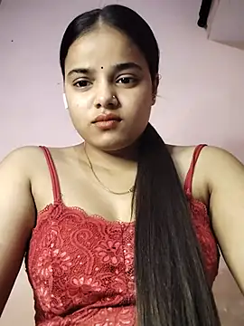 Snapshot of RAYI_123 chatting on June 2026 06:07:01 AM RAYI 123 online show from June 2026 06:07:01 AM