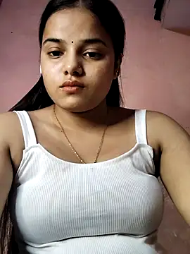 Snapshot of RAYI_123 chatting on July 2026 03:47:01 PM RAYI 123 online show from July 2026 03:47:01 PM