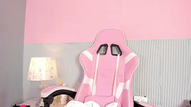 yeikafoxy online show from October 2025 10:55:01 AM