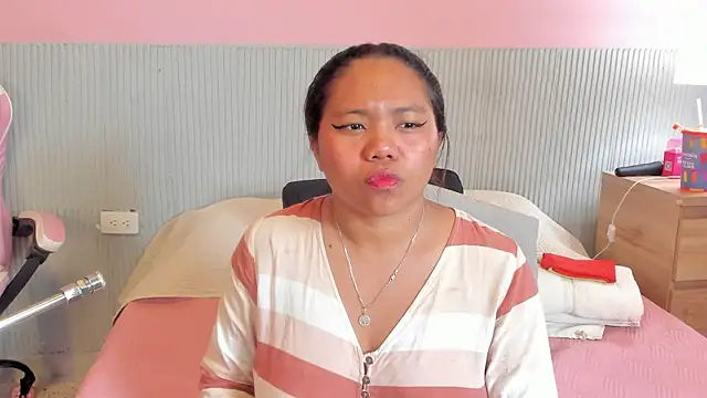 yeikafoxy online show from March 2026 10:53:03 AM