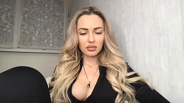 Snapshot of juciepussy_ chatting on February 2025 06:59:01 PM juciepussy online show from February 2025 06:59:01 PM