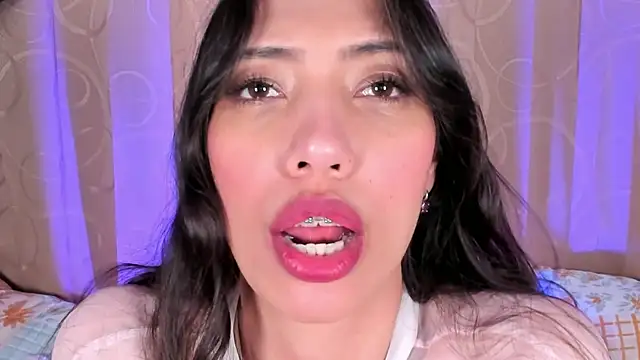 Miss veronicaa2 online show from June 2026 01:26:02 PM
