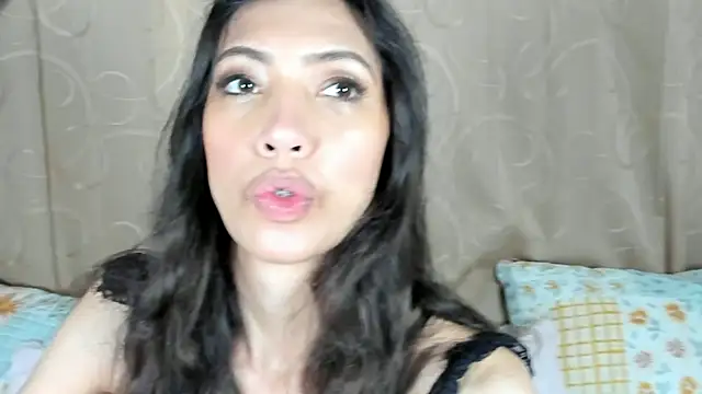 Miss veronicaa2 online show from June 2026 01:11:01 PM