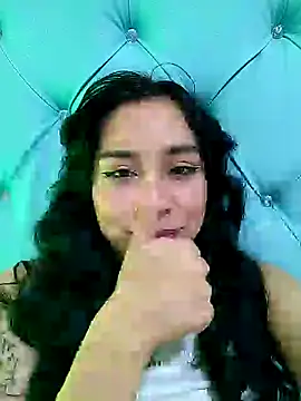 Snapshot of Marce0 chatting on February 2025 05:04:02 PM Marce0 online show from February 2025 05:04:02 PM