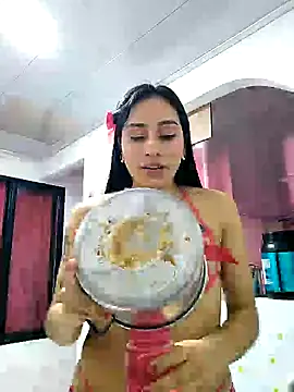 Snapshot of Marce0 chatting on February 2025 09:21:02 PM Marce0 online show from February 2025 09:21:02 PM