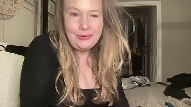 BustyHayleyUk online show from February 2025 09:52:01 PM