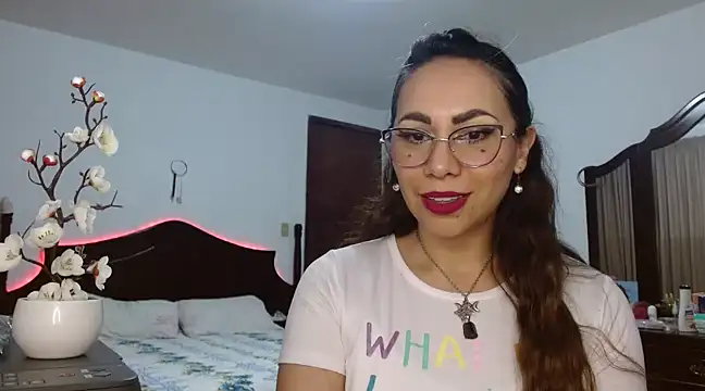 AloLovely  online show from February 2025 12:59:02 AM