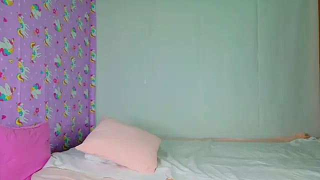 Snapshot of TwerkingCheerleader chatting on October 2025 11:29:02 AM TwerkingCheerleader online show from October 2025 11:29:02 AM