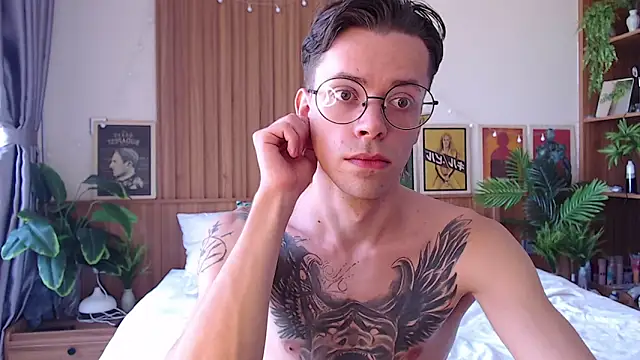 William Henry  online show from February 2026 06:25:02 AM