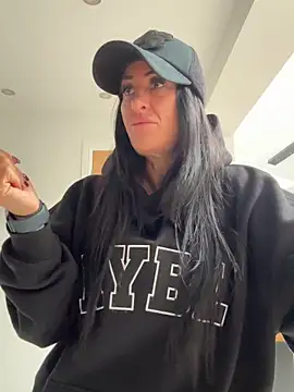 Snapshot of goddess-harper chatting on October 2025 01:01:02 PM goddess-harper online show from October 2025 01:01:02 PM