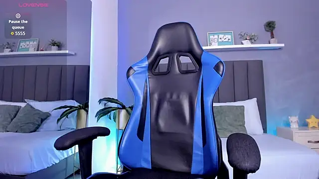 Snapshot of alessia_leroy chatting on September 2025 07:40:02 PM alessia leroy online show from September 2025 07:40:02 PM