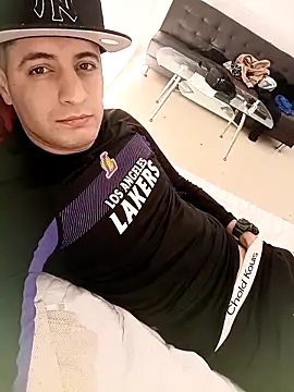 Kelv1n29 online show from February 2026 11:02:01 AM