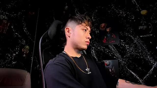 marcuscollins1  online show from February 2025 02:48:02 PM