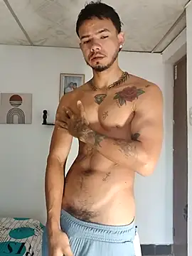 Niick01  online show from October 2025 01:52:02 PM