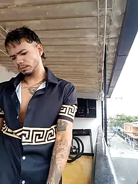 Niick01  online show from March 2026 06:25:02 PM