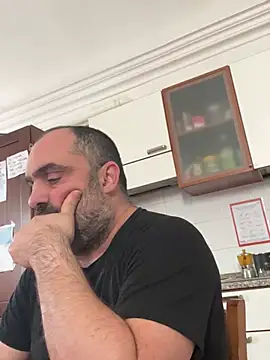 fuocovivo4 online show from February 2025 09:15:01 AM