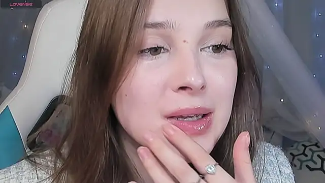 kaisajenner online show from March 2026 04:24:02 PM