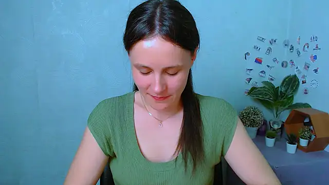 Snapshot of ValeriaHeart_ chatting on March 2026 06:58:01 PM ValeriaHeart online show from March 2026 06:58:01 PM