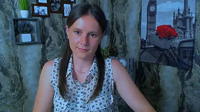 ValeriaHeart  online show from May 2026 01:37:01 PM