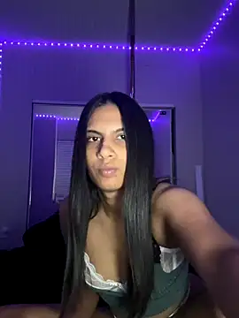 Liyah 19 online show from November 2025 06:30:01 AM