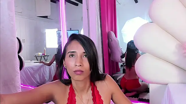 Snapshot of Keyla__Jones chatting on February 2025 01:47:01 AM Keyla Jones online show from February 2025 01:47:01 AM