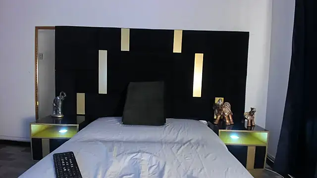 Snapshot of Keyla__Jones chatting on February 2025 07:41:01 PM Keyla Jones online show from February 2025 07:41:01 PM