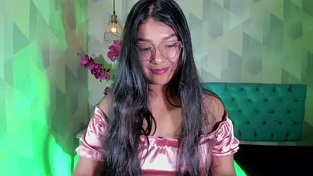 ScarletKray online show from October 2025 11:21:02 PM