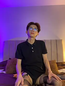 Snapshot of jacob_and_sam chatting on November 2025 04:28:01 PM jacob and sam online show from November 2025 04:28:01 PM