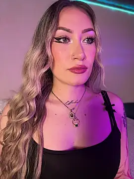 Snapshot of Lally_Valencia__ chatting on October 2025 12:38:02 PM Lally Valencia online show from October 2025 12:38:02 PM