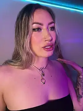 Snapshot of Lally_Valencia__ chatting on October 2025 06:10:01 AM Lally Valencia online show from October 2025 06:10:01 AM