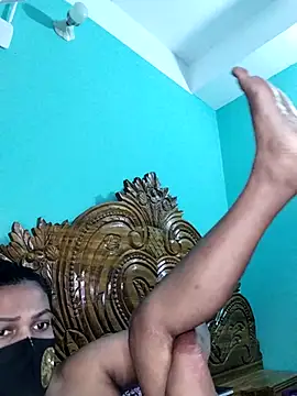 monekhan123 online show from November 2025 01:33:02 PM