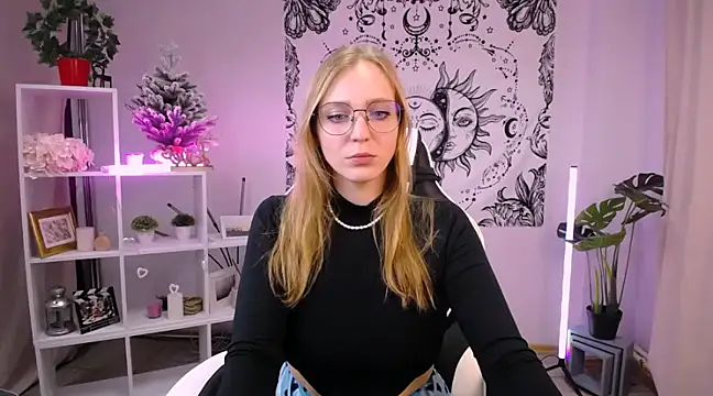 Snapshot of VeronicaAndersen chatting on February 2025 03:35:01 PM VeronicaAndersen online show from February 2025 03:35:01 PM