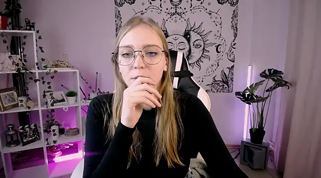 Snapshot of VeronicaAndersen chatting on February 2025 11:20:02 AM VeronicaAndersen online show from February 2025 11:20:02 AM