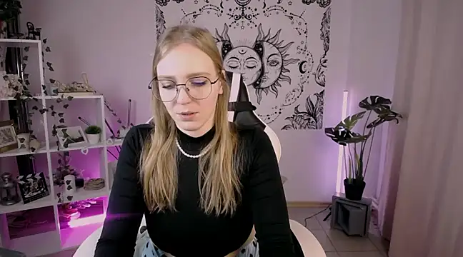 Snapshot of VeronicaAndersen chatting on February 2025 05:26:01 PM VeronicaAndersen online show from February 2025 05:26:01 PM