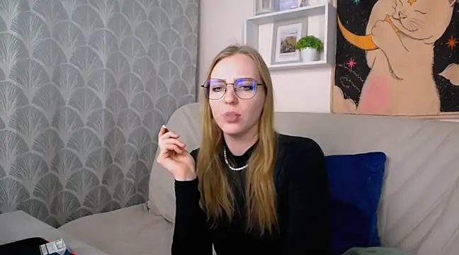 Snapshot of VeronicaAndersen chatting on March 2025 12:38:02 AM VeronicaAndersen online show from March 2025 12:38:02 AM