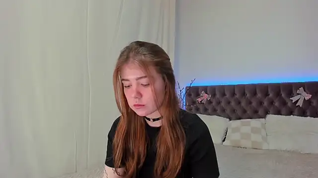 Ella Mayers online show from March 2025 12:33:02 AM