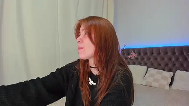 Ella Mayers online show from March 2025 09:16:02 PM