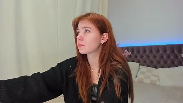 Ella Mayers online show from March 2025 09:13:01 PM