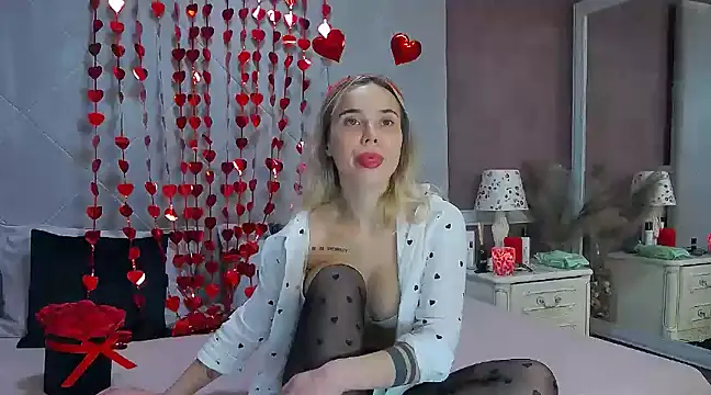 Snapshot of TessaStarr chatting on February 2025 10:14:01 AM TessaStarr online show from February 2025 10:14:01 AM