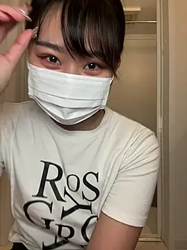 Snapshot of Rara__oo chatting on February 2025 07:23:02 AM Rara oo online show from February 2025 07:23:02 AM