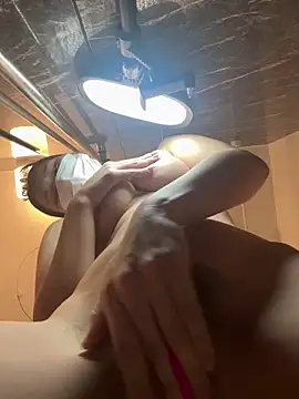 Snapshot of Rara__oo chatting on March 2025 07:20:02 AM Rara oo online show from March 2025 07:20:02 AM