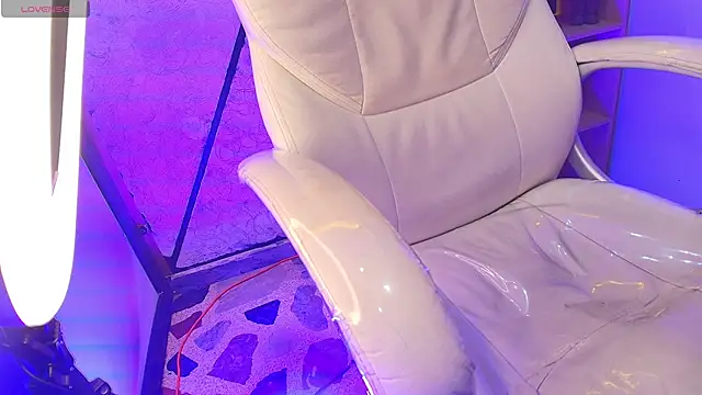 JhoanLeandro online show from February 2025 10:51:01 AM