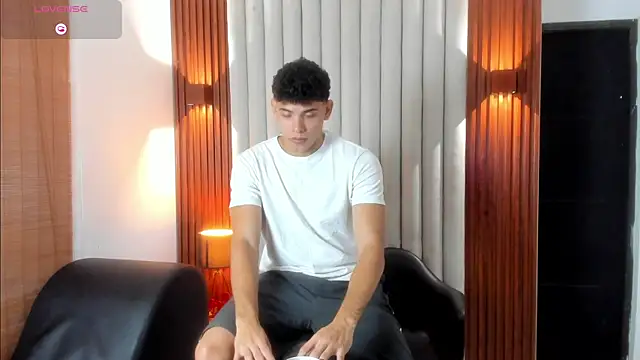 Justin mack online show from October 2025 12:14:02 PM