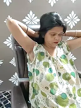 Snapshot of Babybird chatting on March 2026 06:01:02 PM Babybird online show from March 2026 06:01:02 PM