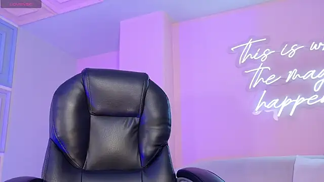 Snapshot of AmaiaHaywood chatting on November 2025 05:19:02 AM AmaiaHaywood online show from November 2025 05:19:02 AM