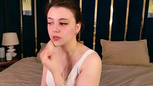 Snapshot of Pauline_Heaven chatting on May 2026 05:45:02 AM Pauline Heaven online show from May 2026 05:45:02 AM