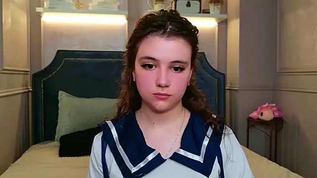 Snapshot of Pauline_Heaven chatting on May 2026 05:36:02 AM Pauline Heaven online show from May 2026 05:36:02 AM