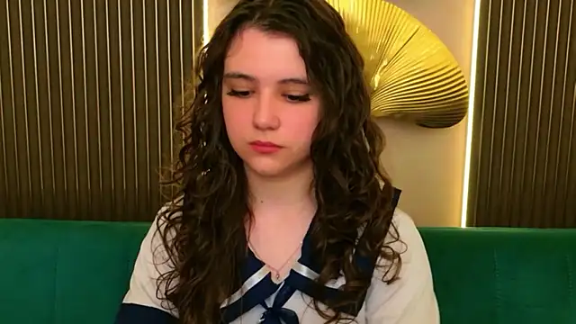 Snapshot of Pauline_Heaven chatting on June 2026 05:34:01 AM Pauline Heaven online show from June 2026 05:34:01 AM