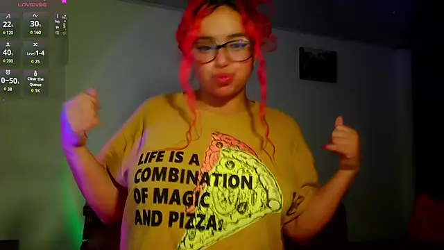 EstefyTabbo online show from April 2026 11:09:02 PM